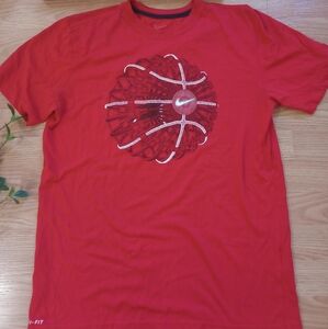 Nike Dry-Fit Basketball shirt size Medium